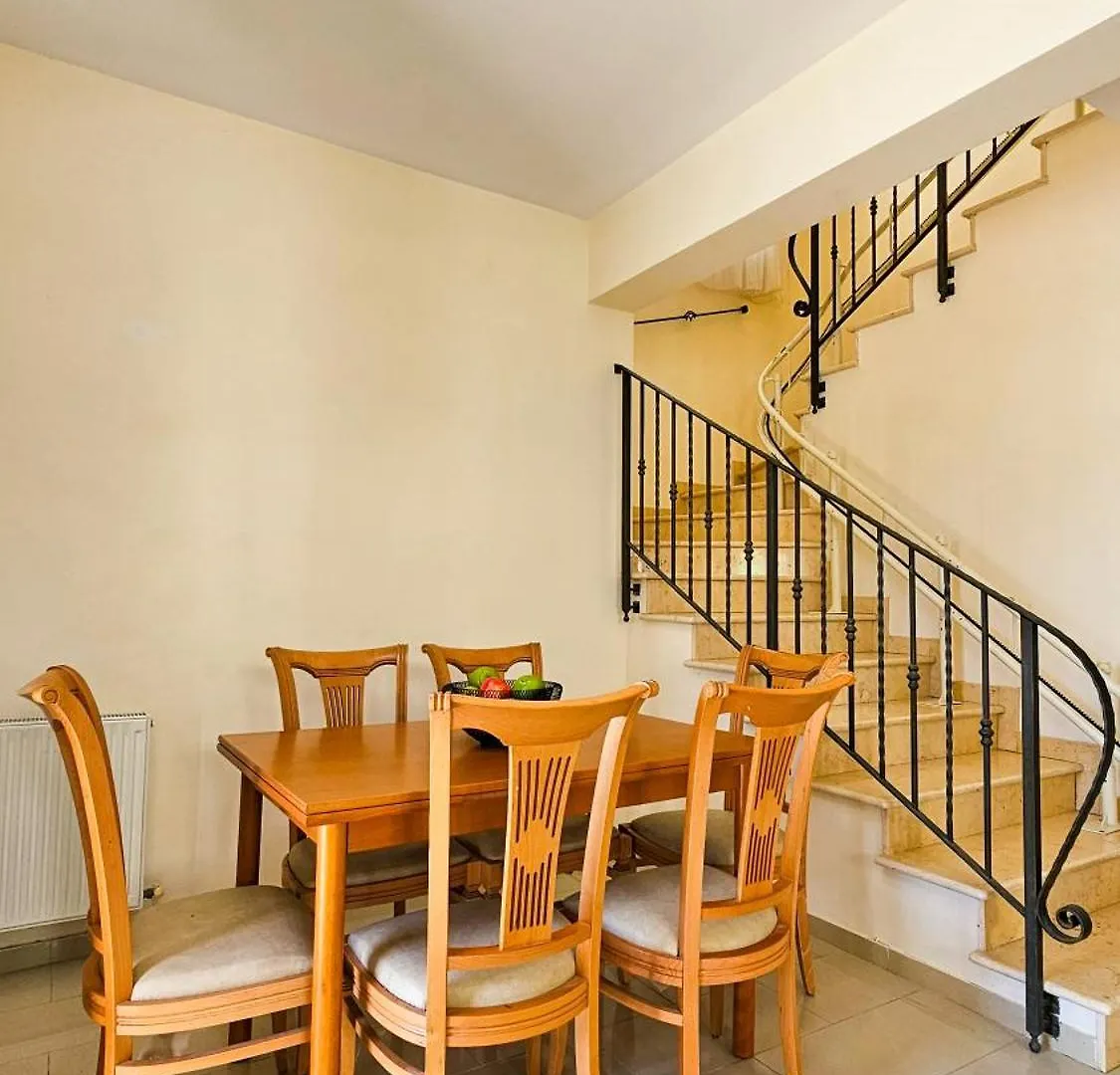 Townbeach Villa With Private Pool Voroklini