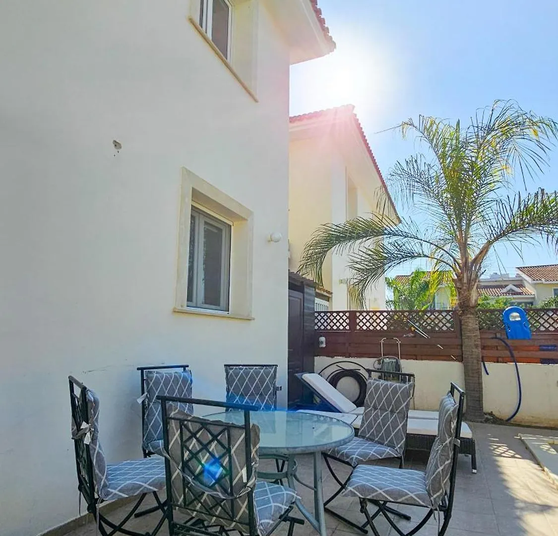 Townbeach Villa With Private Pool Voroklini Cyprus